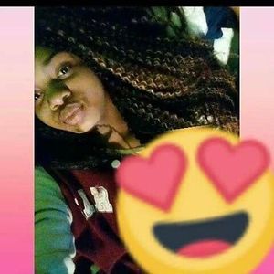 Meet your Posher, Don'ya